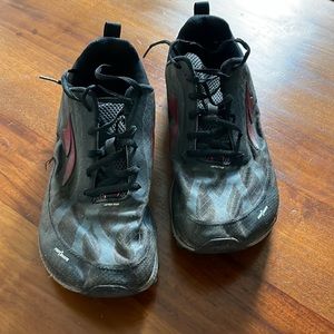Alta Superior 3.5, men’s size 9